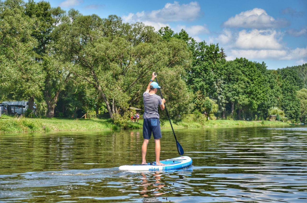 מלון Týn nad Vltavou Camping Prima מראה חיצוני תמונה