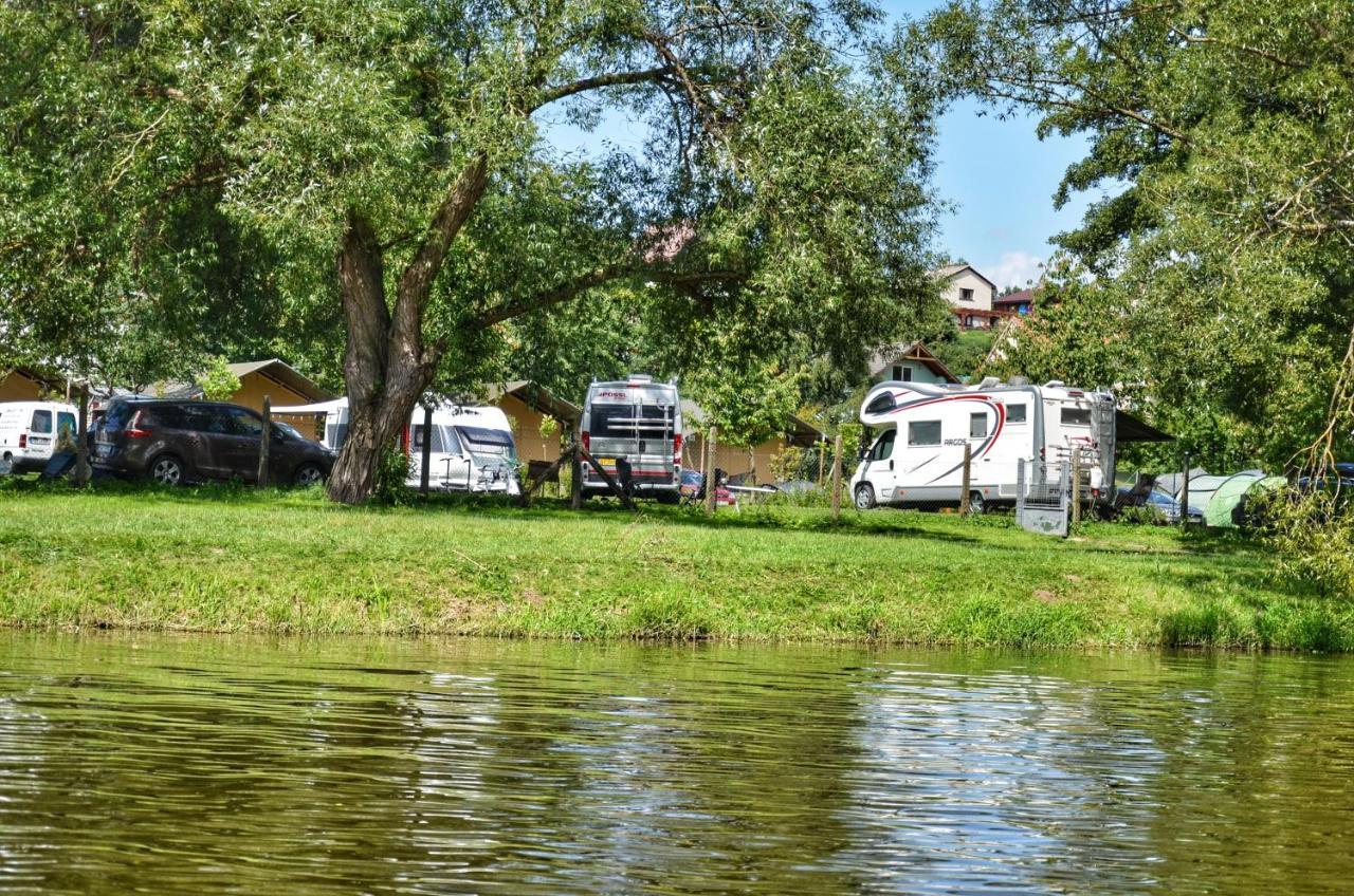 מלון Týn nad Vltavou Camping Prima מראה חיצוני תמונה